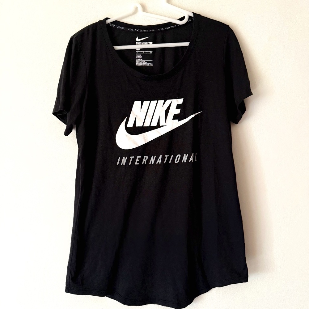 Nike International S Black Tee